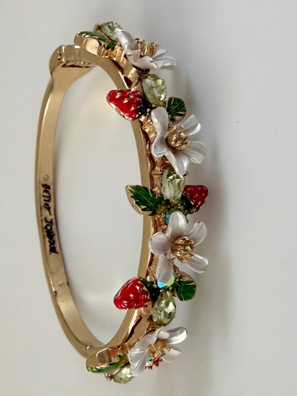 Betsey Johnson Strawberries White Flowers Gold Tone Hinge Bangle Bracelet